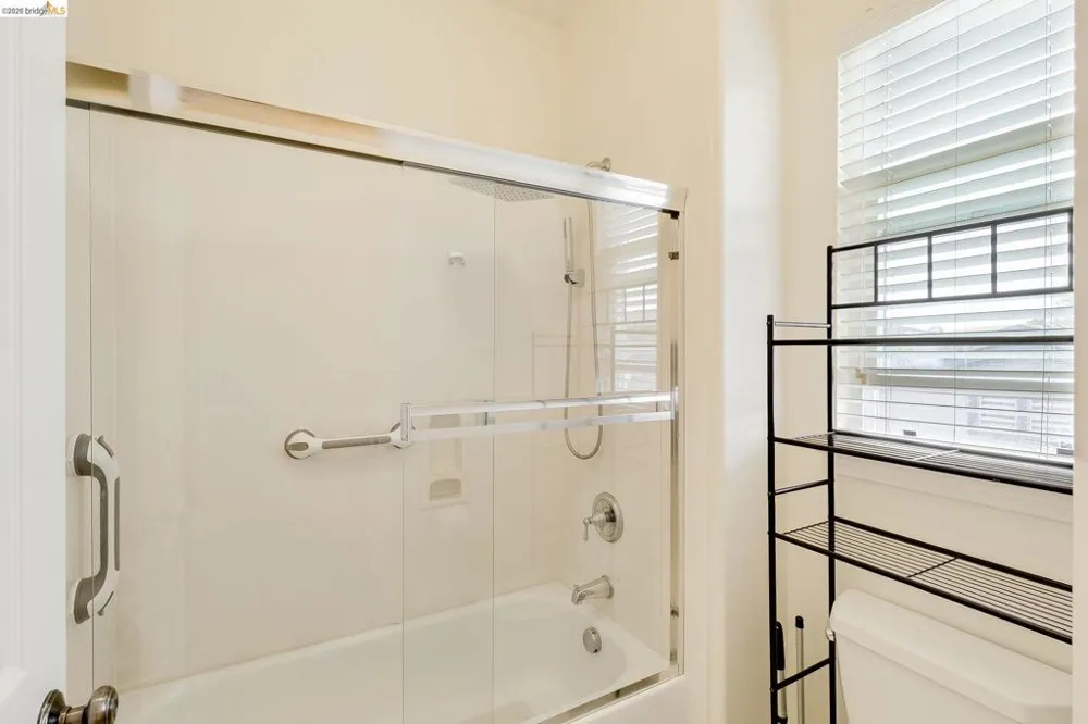 417 McAllister Drive Benicia, CA 94510