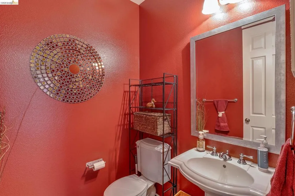417 McAllister Drive Benicia, CA 94510