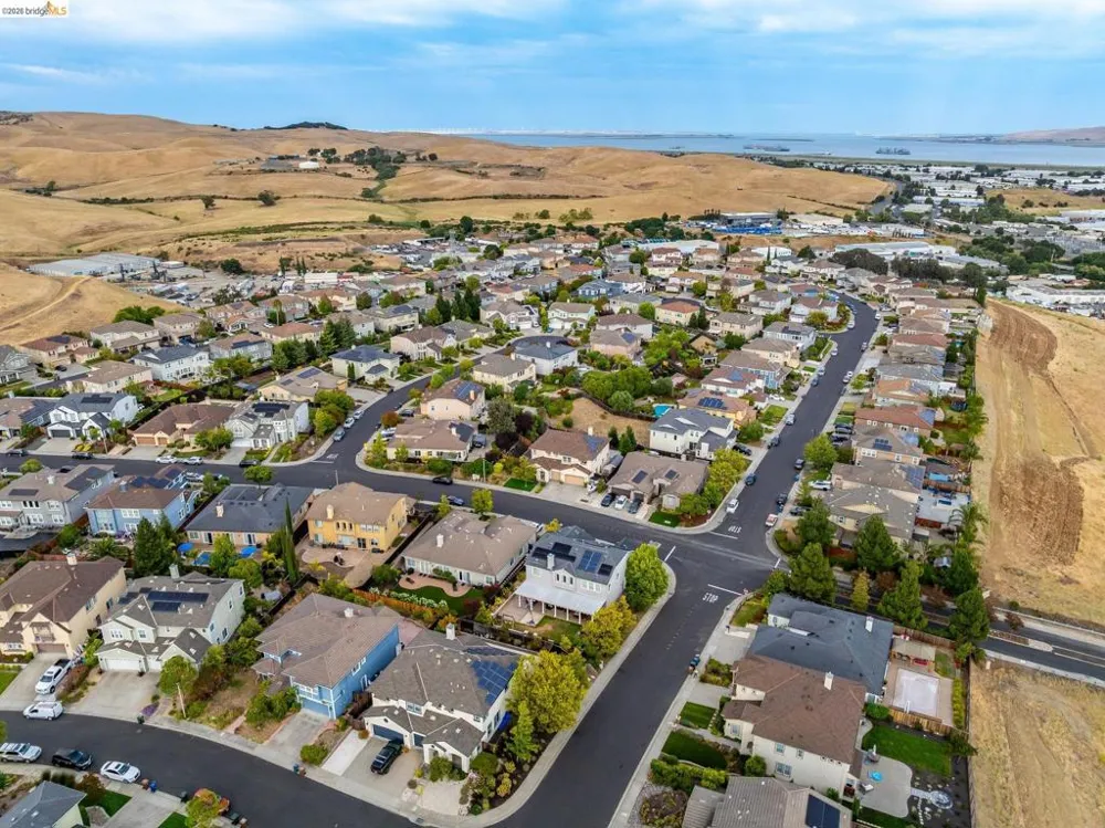 417 McAllister Drive Benicia, CA 94510