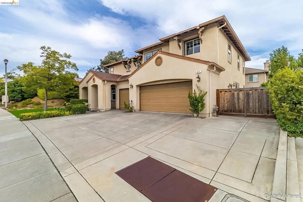 417 McAllister Drive Benicia, CA 94510