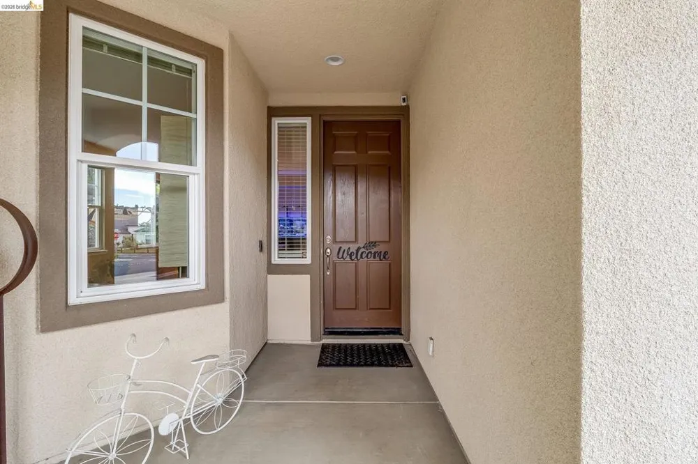 417 McAllister Drive Benicia, CA 94510