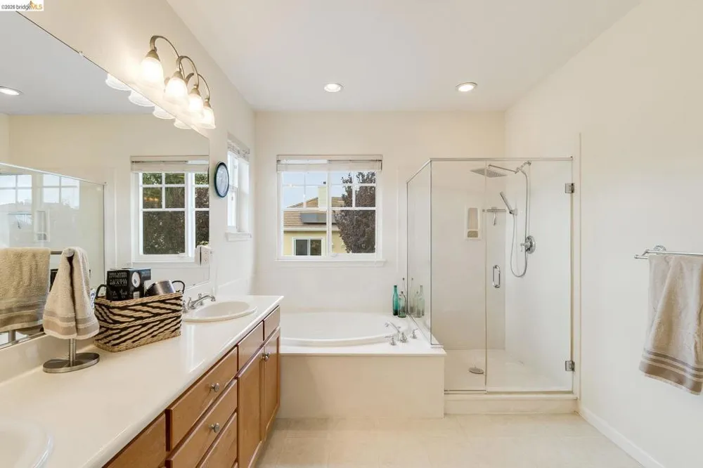 417 McAllister Drive Benicia, CA 94510