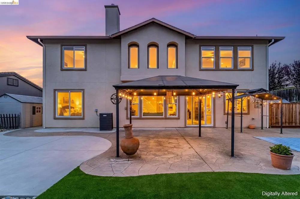 417 McAllister Drive Benicia, CA 94510