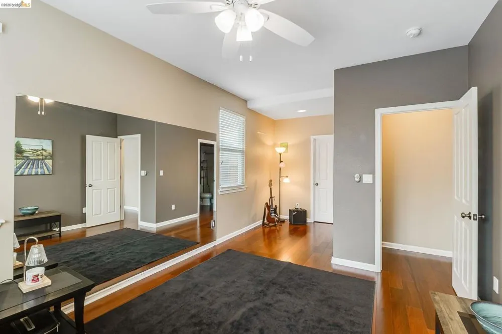 417 McAllister Drive Benicia, CA 94510