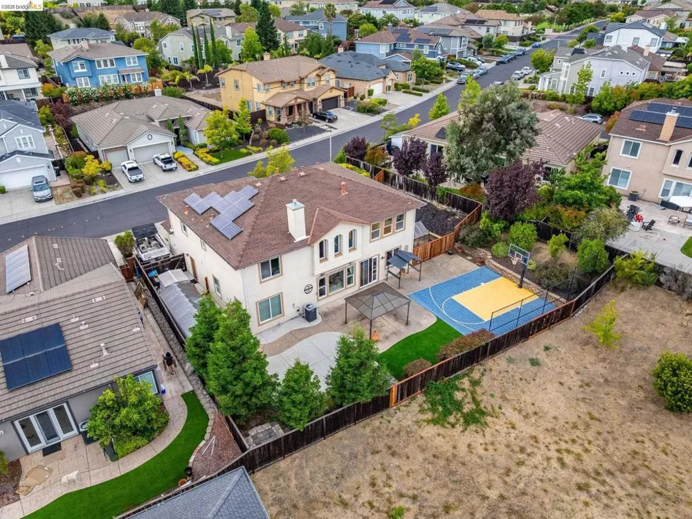 417 McAllister Drive Benicia, CA 94510
