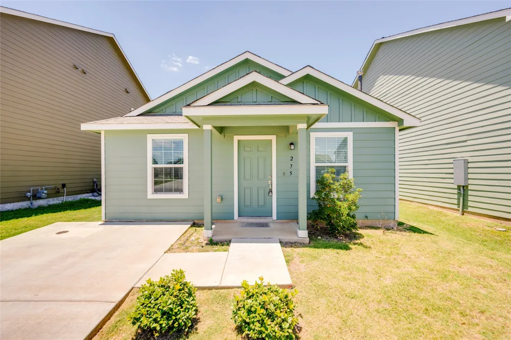275 Mica Trail Maxwell, TX 78656