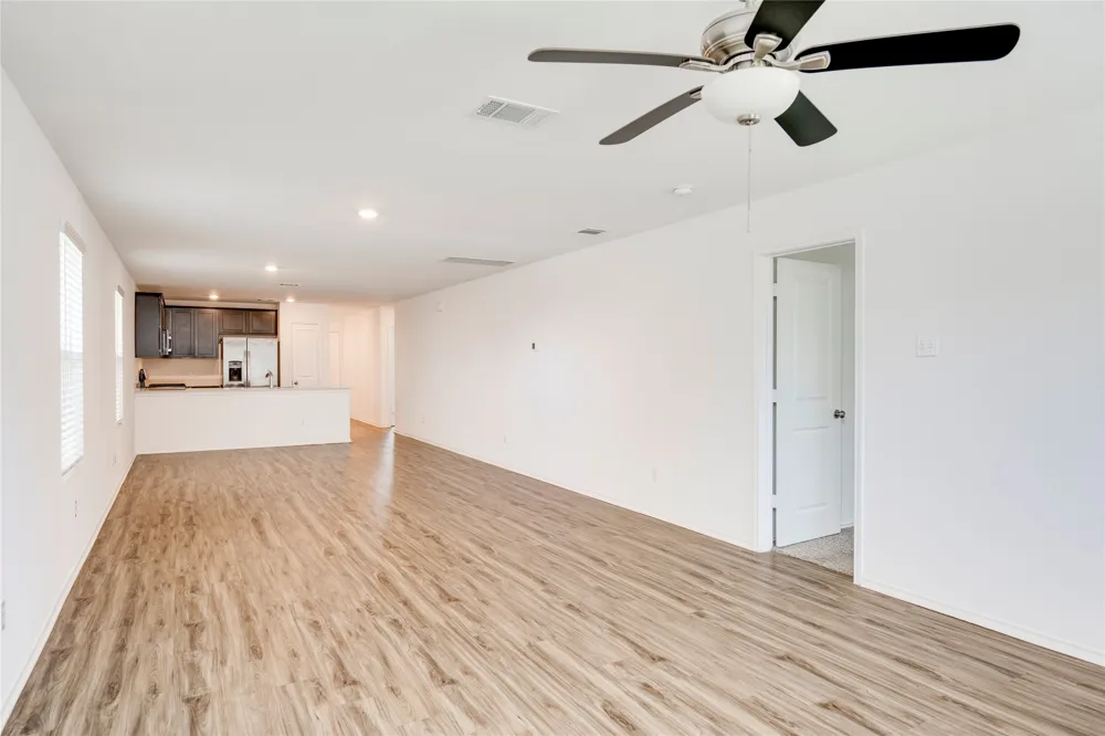 275 Mica Trail Maxwell, TX 78656