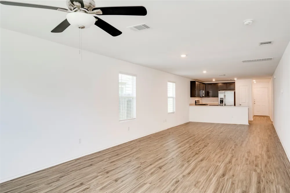 275 Mica Trail Maxwell, TX 78656