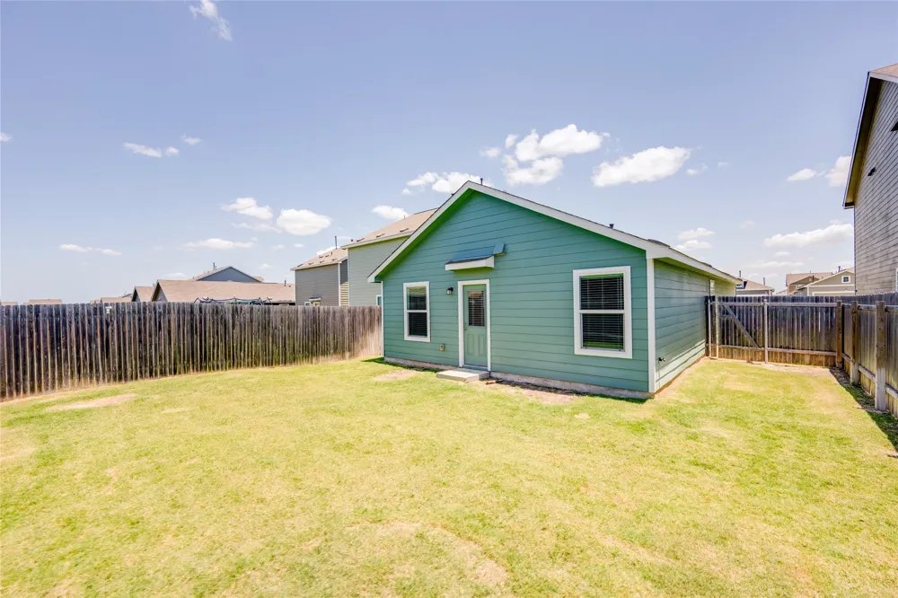 275 Mica Trail Maxwell, TX 78656