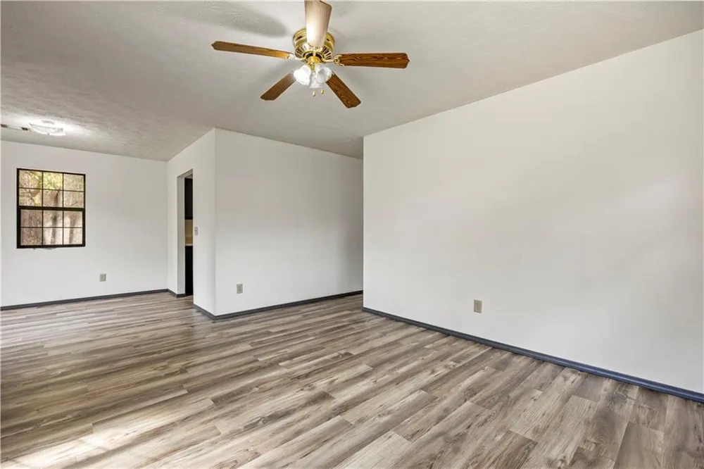 181 Lower Wirebridge Road Stephens, GA 30667