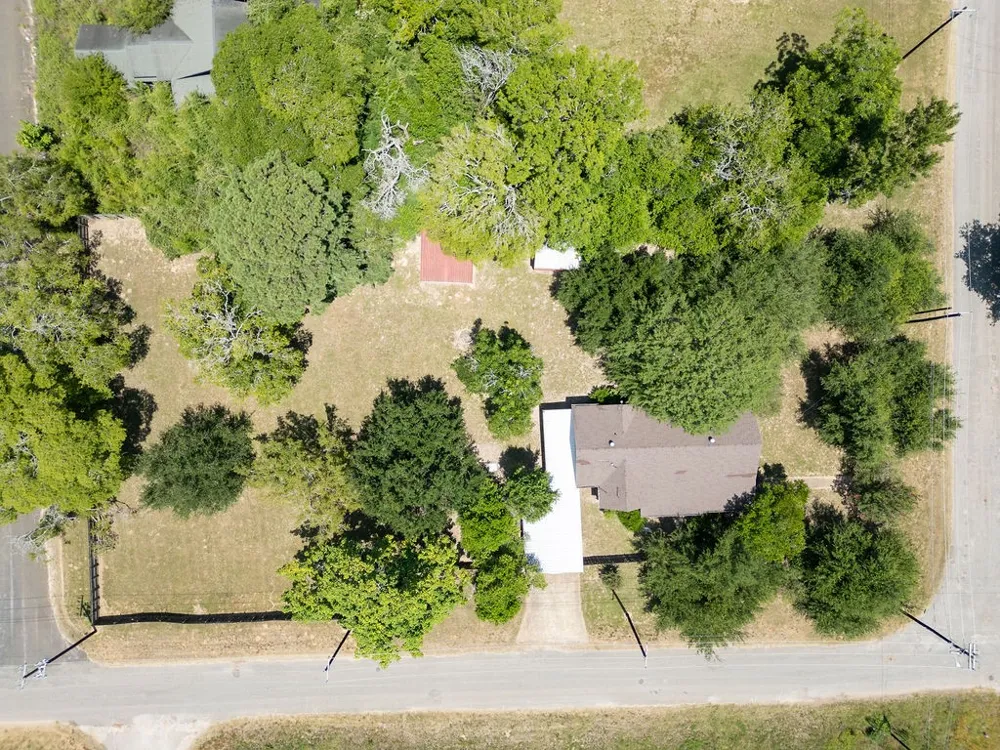 211 S Olive Street Grapeland, TX 75844