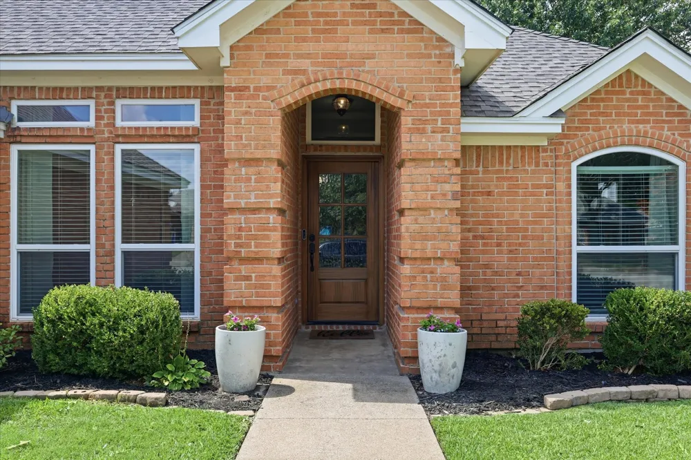 5936 Sundown Drive Watauga, TX 76148