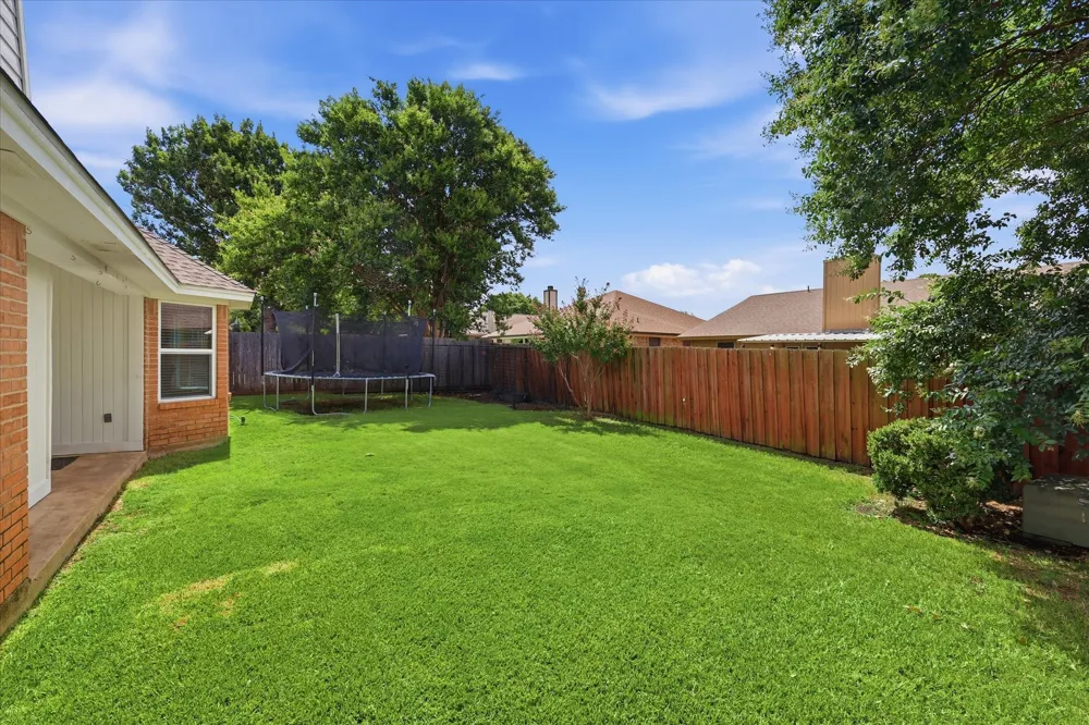 5936 Sundown Drive Watauga, TX 76148
