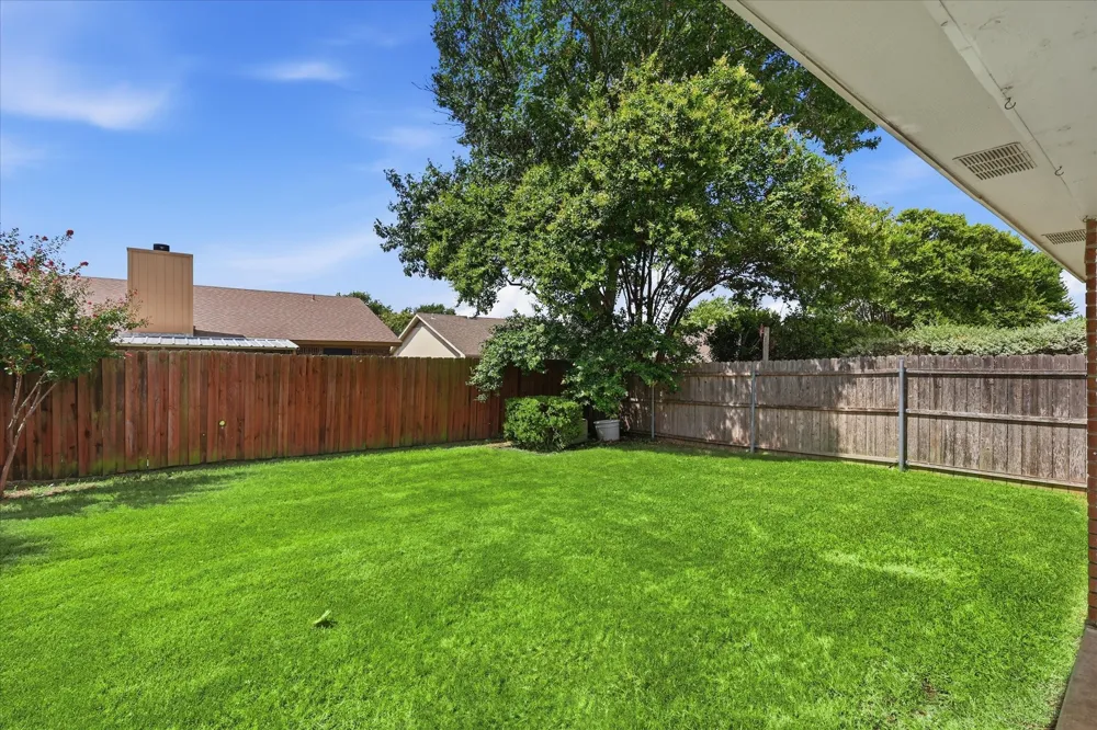 5936 Sundown Drive Watauga, TX 76148