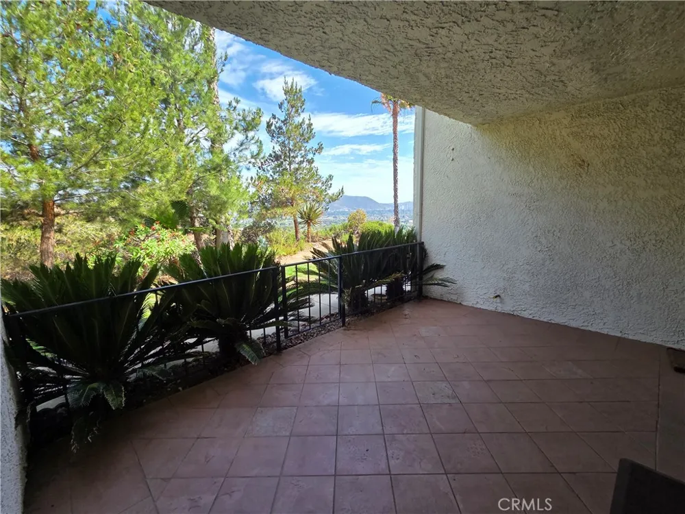 7908 Via Magdalena Burbank, CA 91504