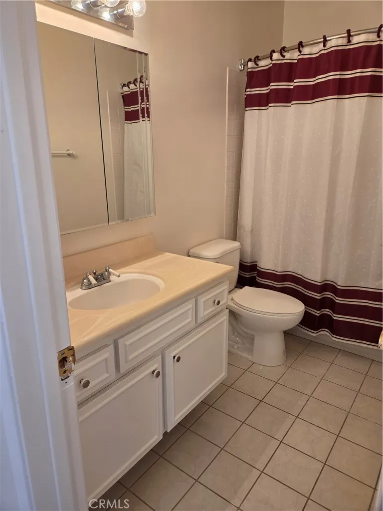 7908 Via Magdalena Burbank, CA 91504