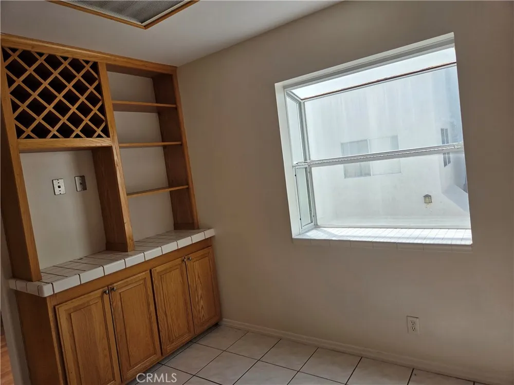 7908 Via Magdalena Burbank, CA 91504