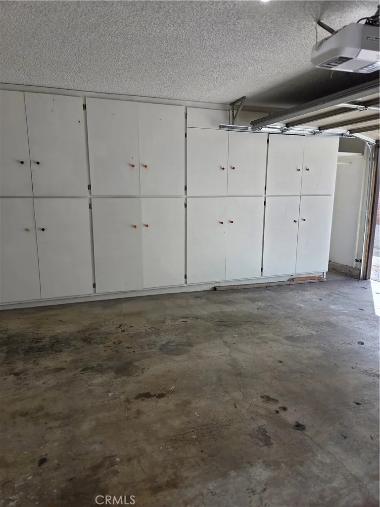7908 Via Magdalena Burbank, CA 91504