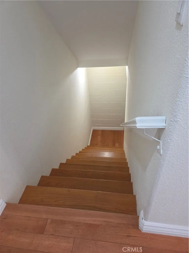 7908 Via Magdalena Burbank, CA 91504