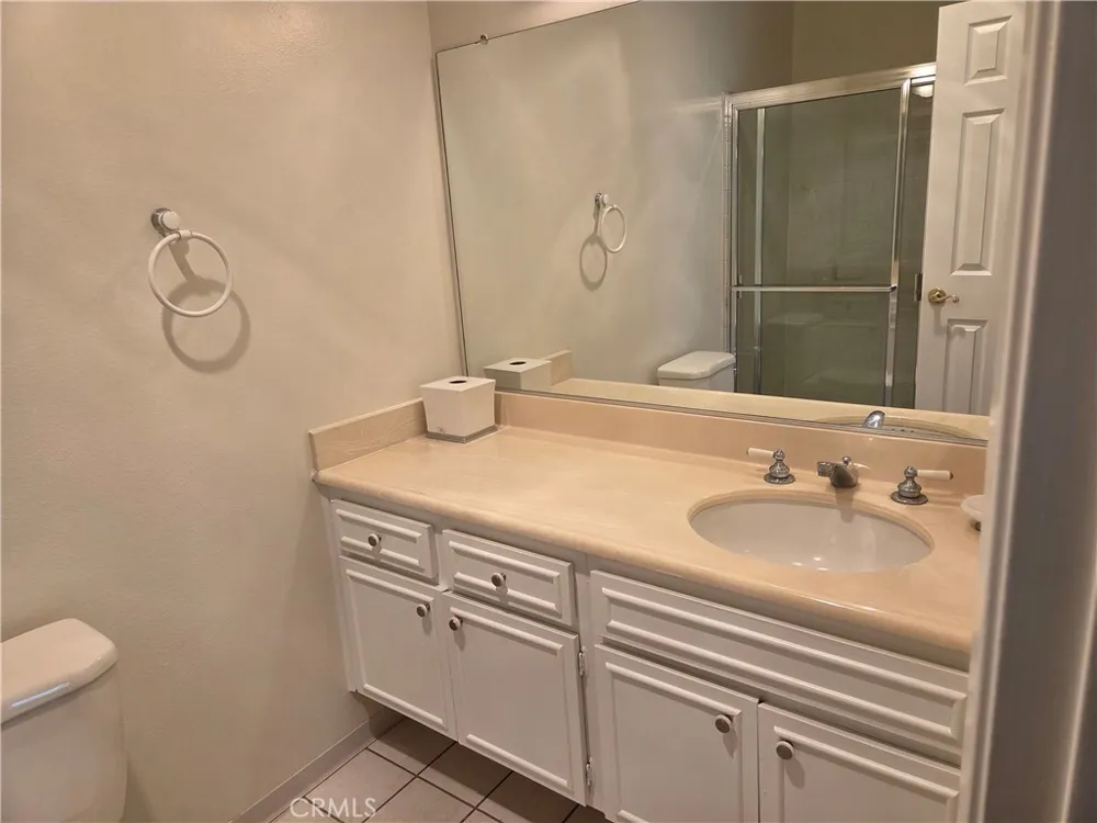 7908 Via Magdalena Burbank, CA 91504
