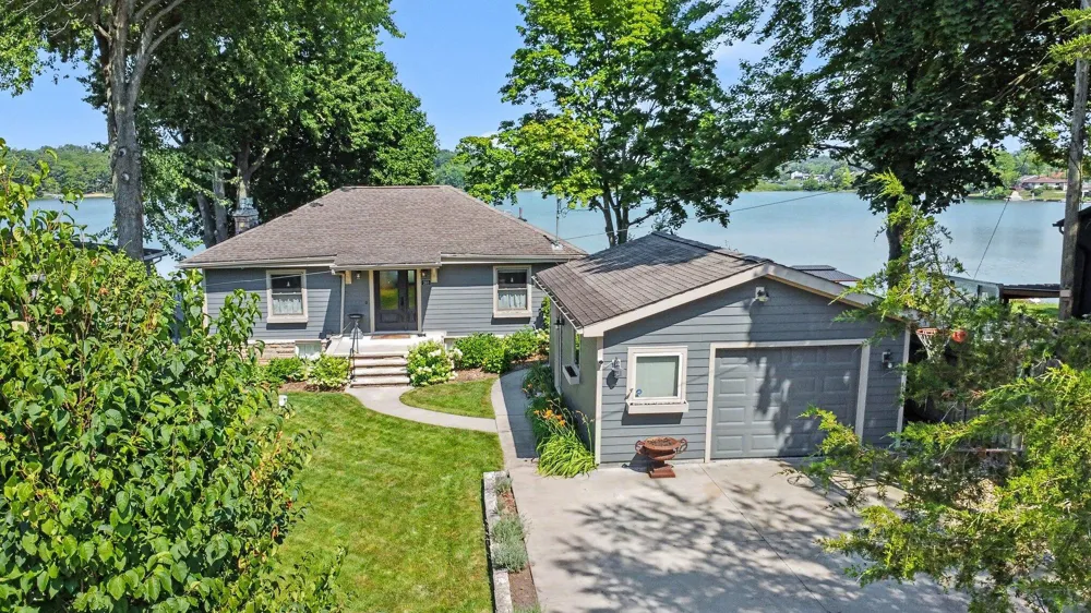 280 Ethyl Drive Brooklyn, MI 49230