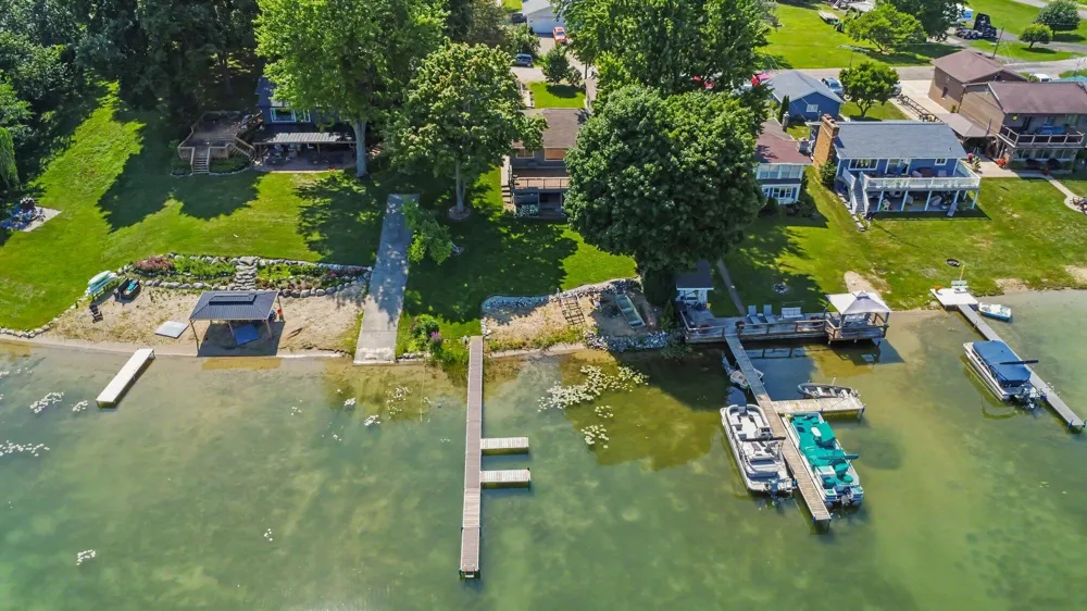 280 Ethyl Drive Brooklyn, MI 49230