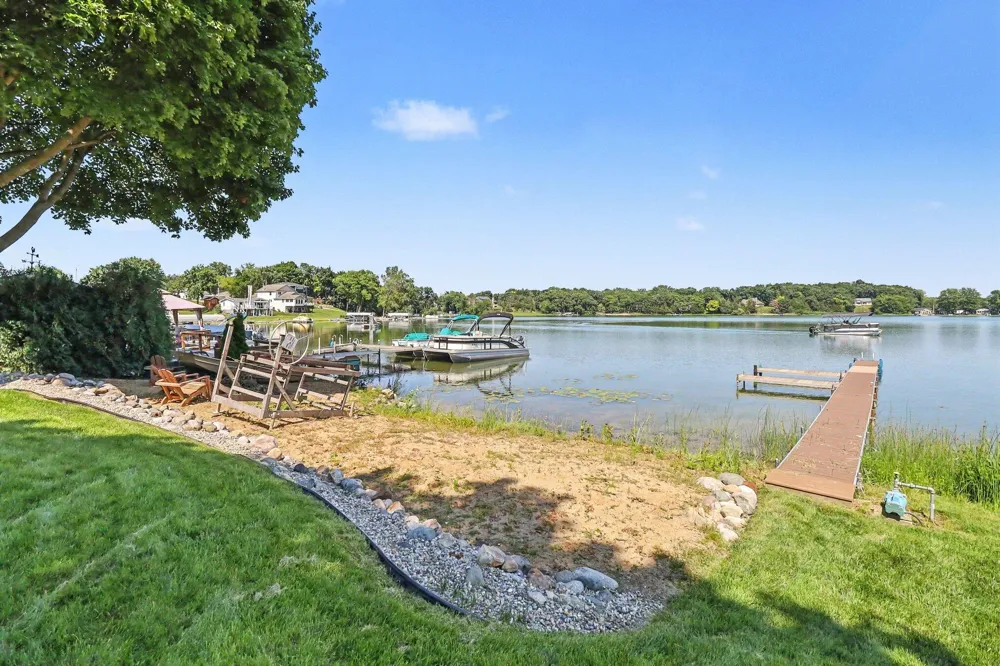 280 Ethyl Drive Brooklyn, MI 49230