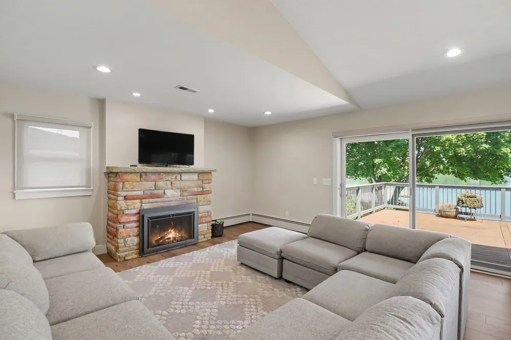 280 Ethyl Drive Brooklyn, MI 49230