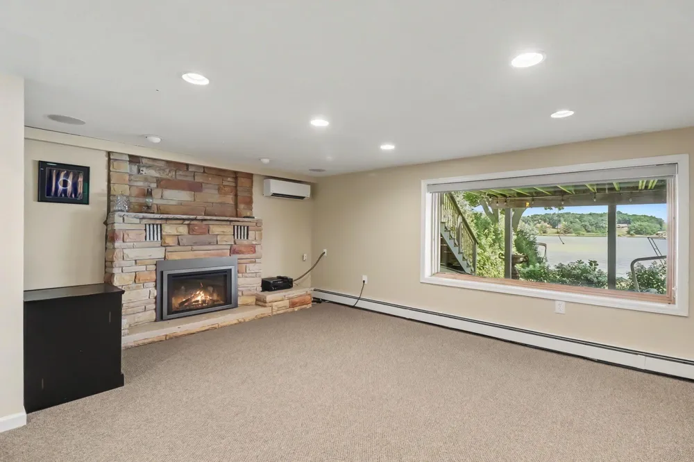 280 Ethyl Drive Brooklyn, MI 49230