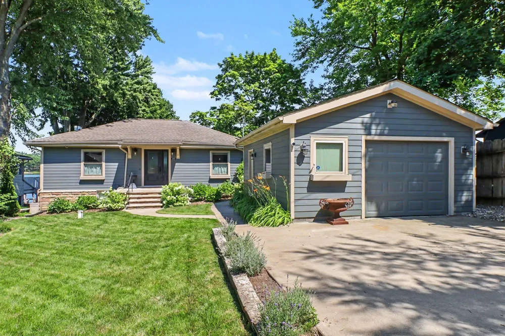 280 Ethyl Drive Brooklyn, MI 49230