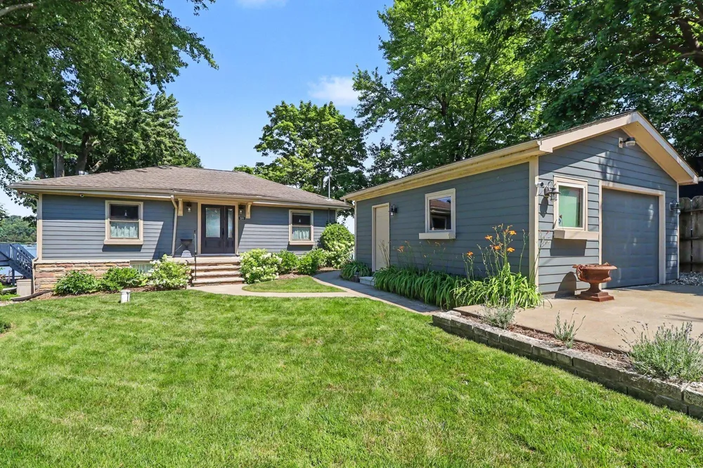 280 Ethyl Drive Brooklyn, MI 49230