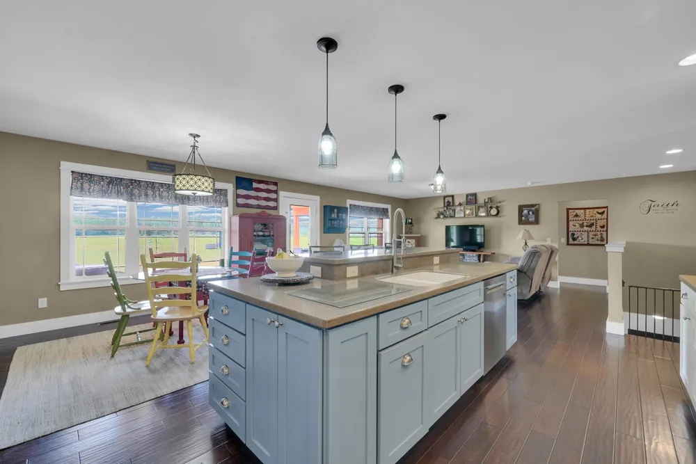 4690 E Houghton Lake Road Aetna Township, MI 49651