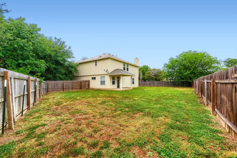 610 Carole Cove Bastrop, TX 78602
