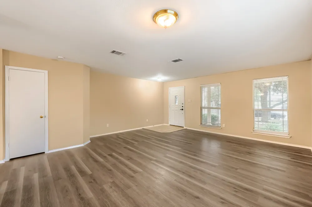 610 Carole Cove Bastrop, TX 78602