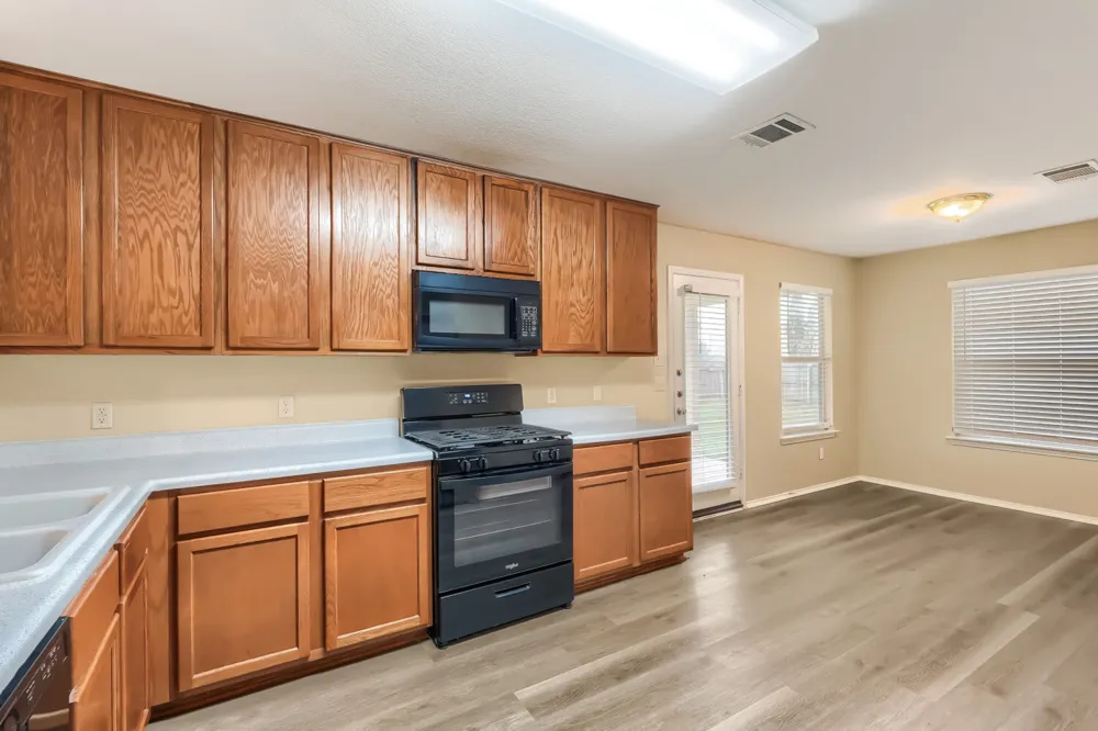 610 Carole Cove Bastrop, TX 78602