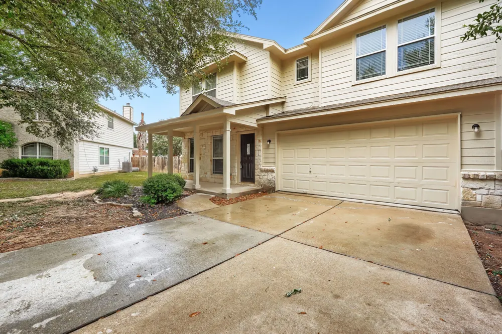610 Carole Cove Bastrop, TX 78602