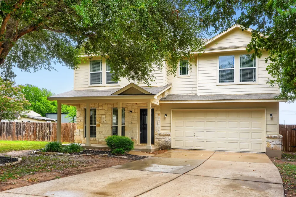 610 Carole Cove Bastrop, TX 78602