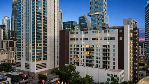 800 W 5th Street #1004