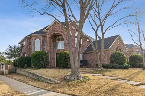5004 Seville Lane