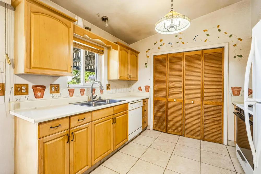 68900 Tortuga Road Cathedral City, CA 92234