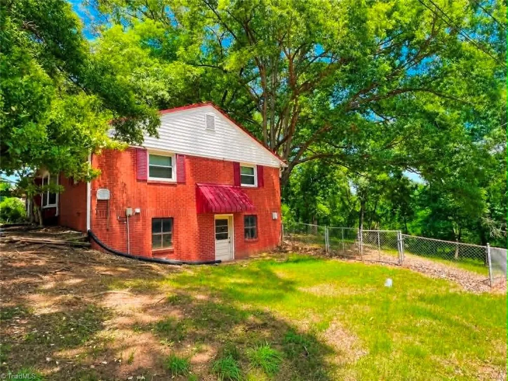 302 Island Drive Madison, NC 27025
