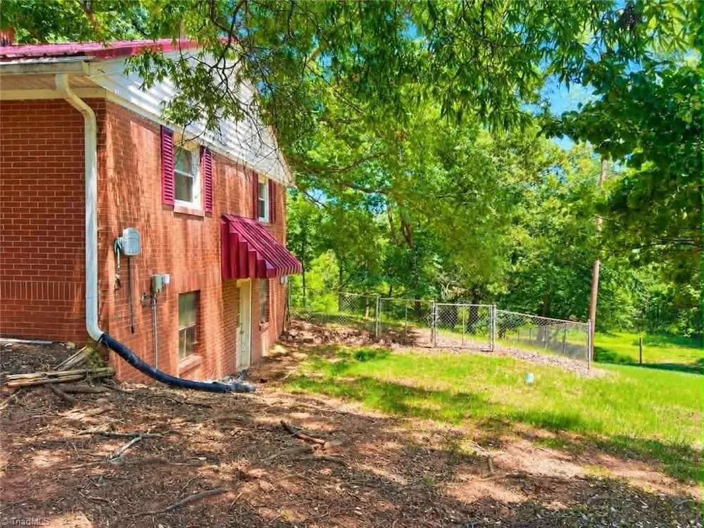 302 Island Drive Madison, NC 27025