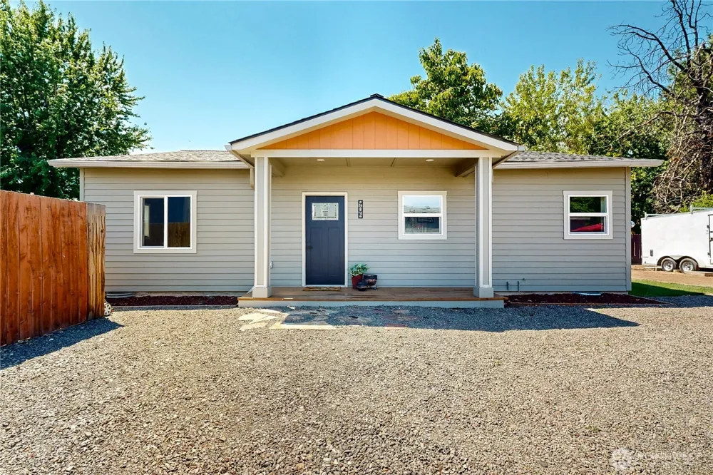 905 Cowl Street Milton-Freewater, OR 97862