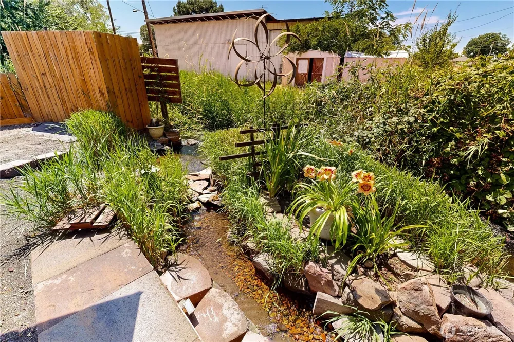 905 Cowl Street Milton-Freewater, OR 97862