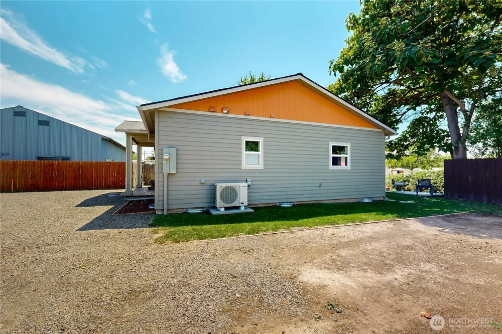 905 Cowl Street Milton-Freewater, OR 97862