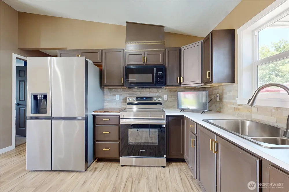 905 Cowl Street Milton-Freewater, OR 97862