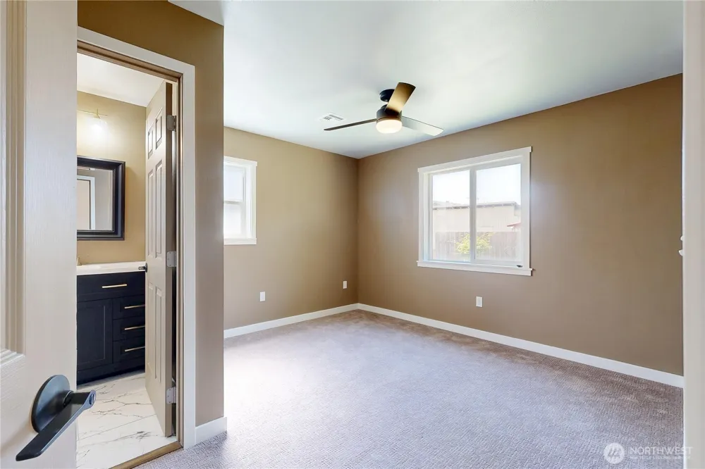 905 Cowl Street Milton-Freewater, OR 97862