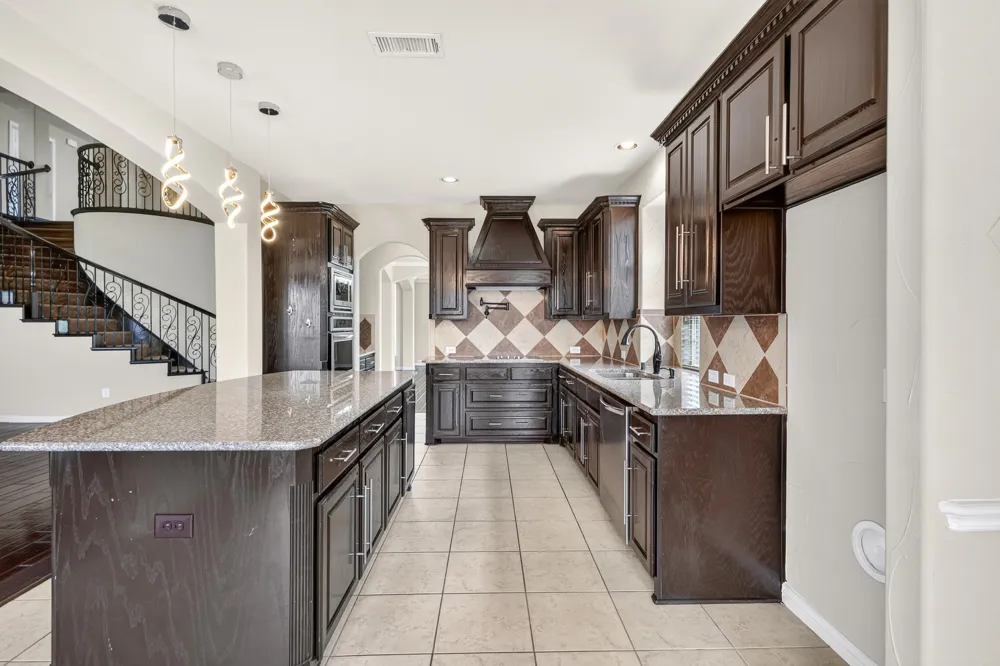 206 White Rock Court Ovilla, TX 75154