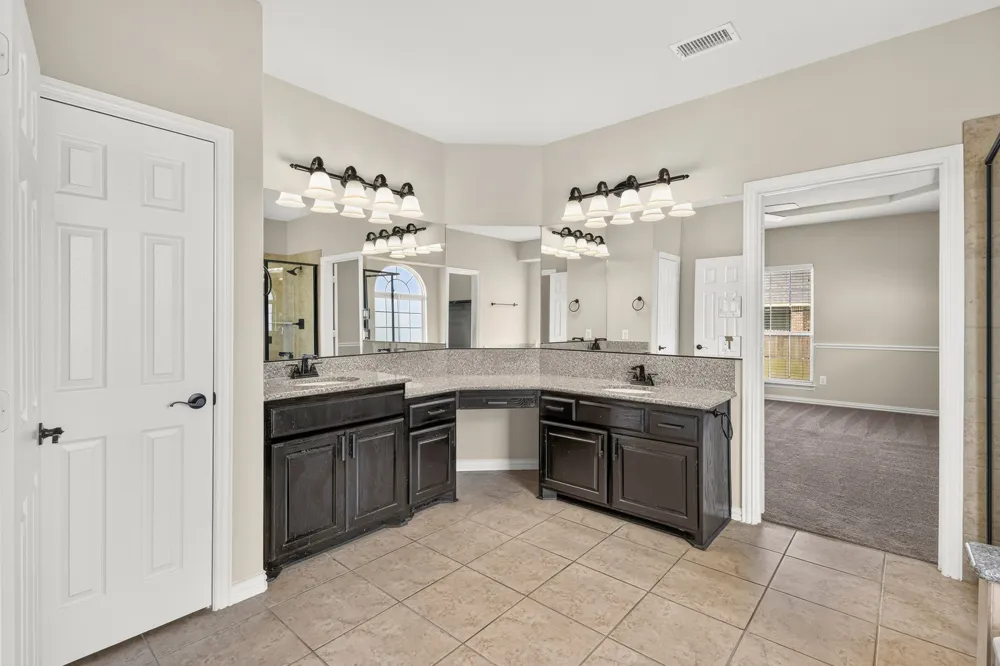 206 White Rock Court Ovilla, TX 75154
