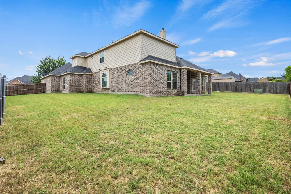 206 White Rock Court Ovilla, TX 75154